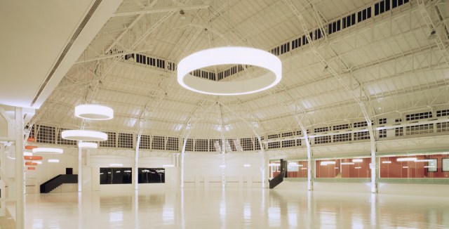 palazzo_del_ghiaccio_interno_02[1]