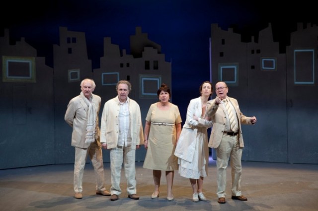 Une-piece-de-Jean-Michel-Ribes_portrait_w858[1]