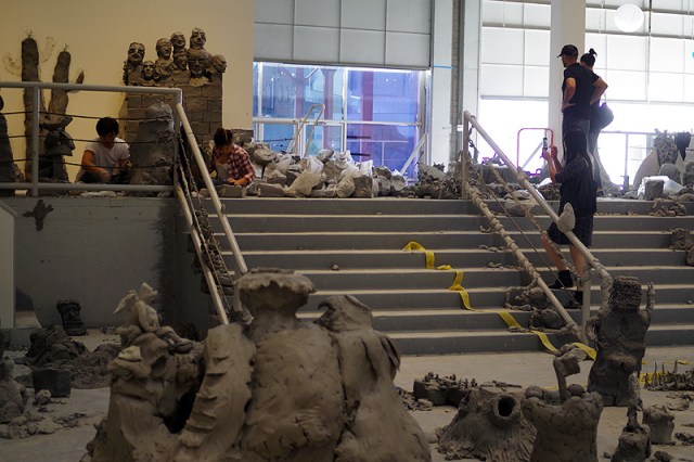 Helping-Urs-Fischer-At-MOCA-3[1]