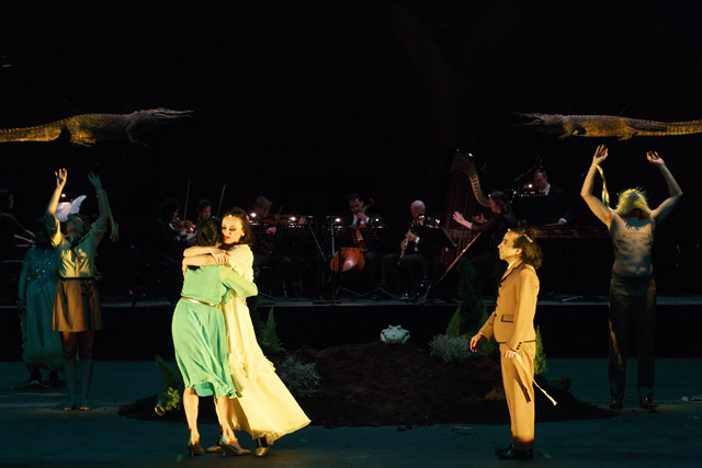 w_todo_el_cielo_sobre_la_tierra__angelica_liddell_(c)_christophe_raynault_de_lage__festival_davignon_3442