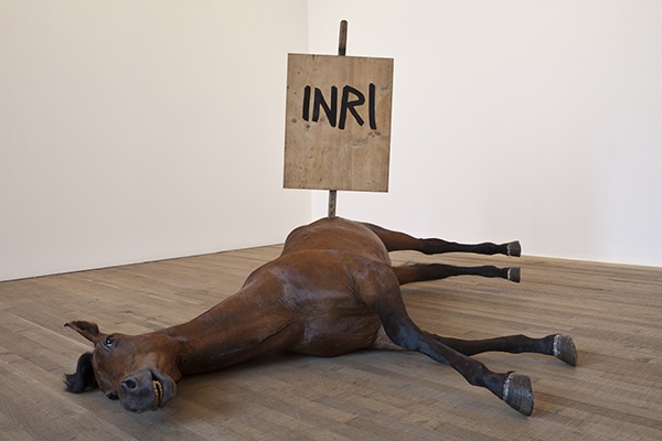 CATTELAN-Maurizio-Untitled-2009-Photo-Zeno-Zotti[1]