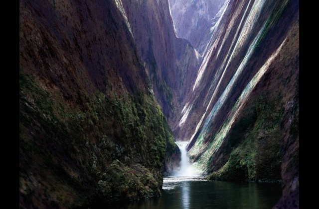 Joan Fontcuberta, Orogenesis Orogen+¿se Derain, 2004.Tirage +á d+®veloppement chromog+¿ne. -® Joan Fontcuberta
