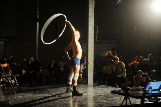 Bomberos_con_grandes_mangueras_3_c__Andreu_s_De_Gabriel