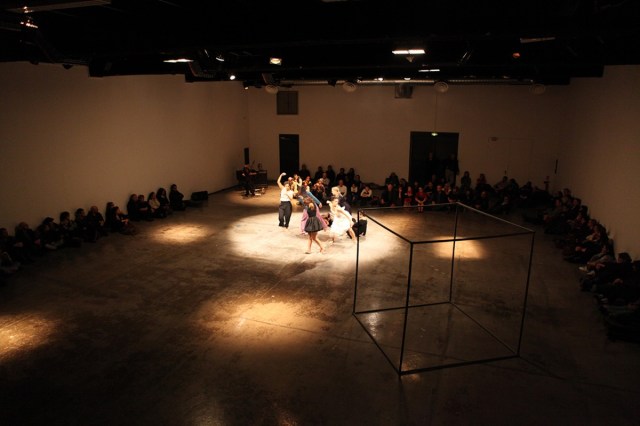 Home-Anne-Dreyfus-Frasq-2012-1200x799