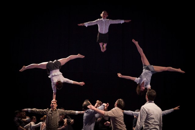 Il n’est pas encore minuit…