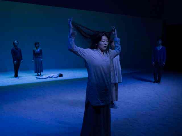 4___interieur_c_koichi_miura