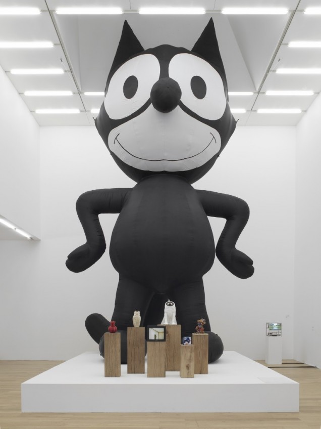 Mark-Leckey--Enchanter-la-matière-vulgaire