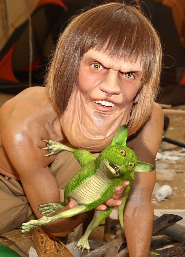 4Ryan-Trecartin-Excerpt-from-ANIMATION-COMPANION-2014.-Photo-story-originally-published-in-Modern-Weekly-Guangzhou.-Courtesy-the-artist-Andrea-Rosen-Gallery-New-York-Regen-Projects-Los-Angeles-and-Spru--th-Magers