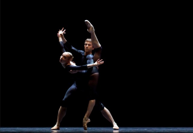 William_Forsythe,_Neue_Suite_-_©_Costin_Radu