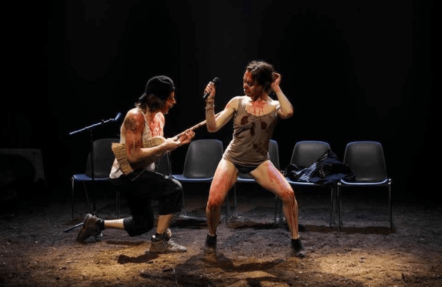 chiens-de-navarre-théâtre-bouffes-du-nord-tafmag-1