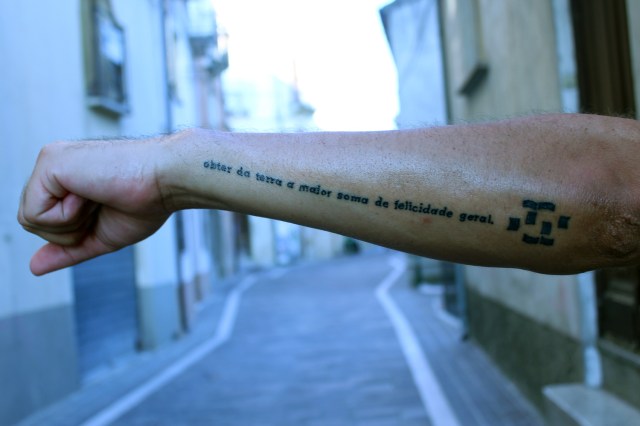 Il-tatuaggio-di-Oitica-di-Juan-Pablo-Macias