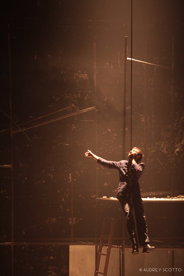 Blitztheatregroup 6 AM - photo Audrey Scotoo Copyright INFERNO 2016