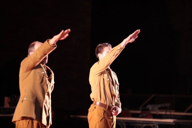 IVO VAN HOVE Les damnés, photo Audrey Scotto copyright INFERNO 2016