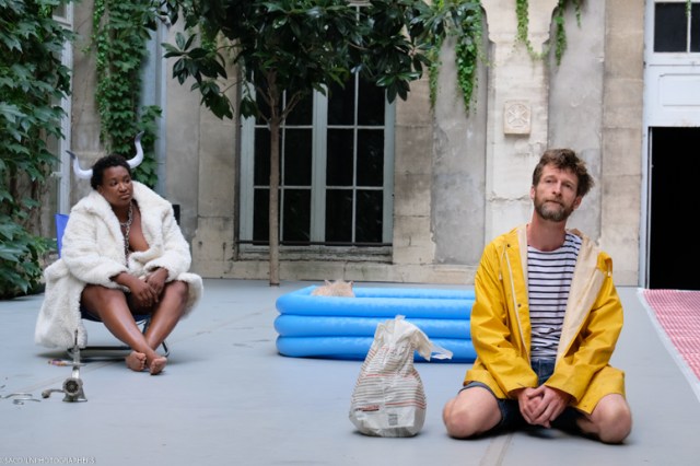 Sa bouche ne connaît pas de dimanche Rebecca Chaillon et Pierre Guillois