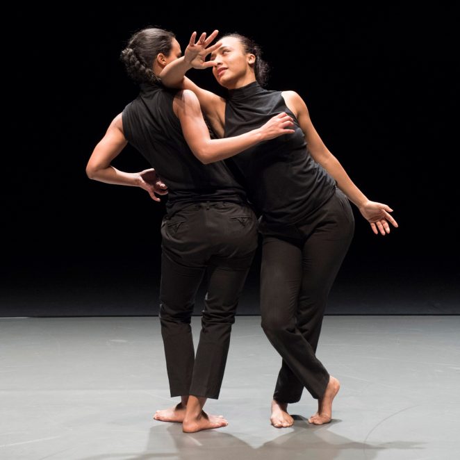 EX-POSE(S) de Héla Fattoumi et Eric Lamoureux